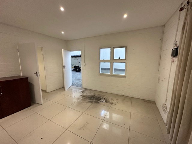 To Let commercial Property for Rent in Ndabeni Western Cape